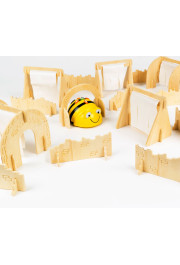 TTS Bee-Bot šķēršļu trase