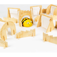 TTS Bee-Bot šķēršļu trase