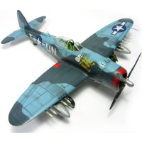 Revell plastikāta modelis P-47 M Thunderbolt 1:72