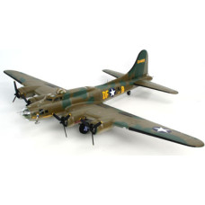 Revell B-17F `Memphis Belle`  1:48