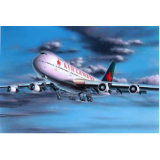 Revell Boeing 747-200 `Air Canada`  1:390