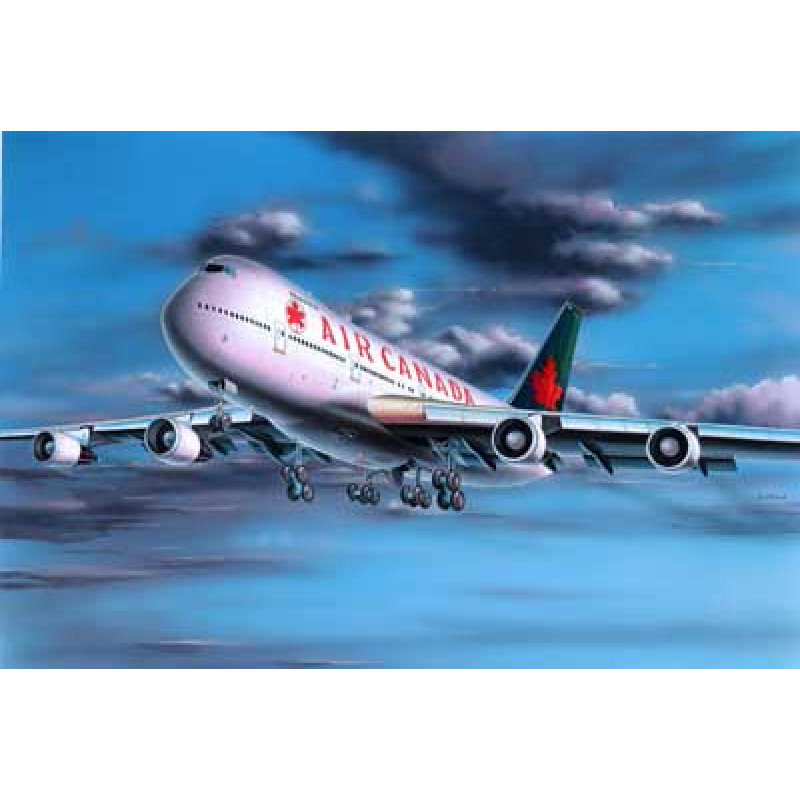Revell Boeing 747-200 `Air Canada` 1:390