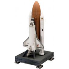 Revell  Space Shuttle Discovery + Booster Rockets 1:144