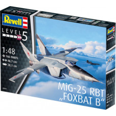 Revell MiG-25 RBT FOXBAT B 1:48